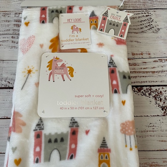 NEW! Unicorn Castles Fairy Toddler Blanket - Picture 2 of 3
